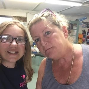 Meet your Posher, Dana